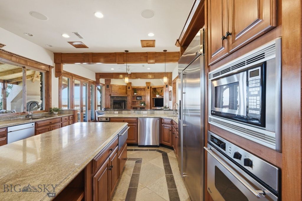 1240 Twin River Cutoff, Manhattan, MT 59741 photo 8