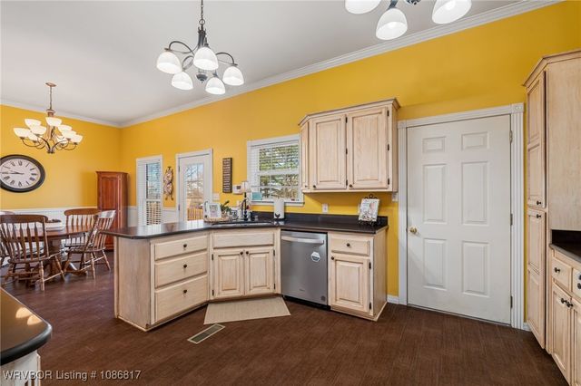 1704 Hidden Valley, Van Buren, AR 72956