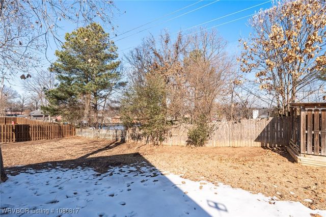 1704 Hidden Valley, Van Buren, AR 72956