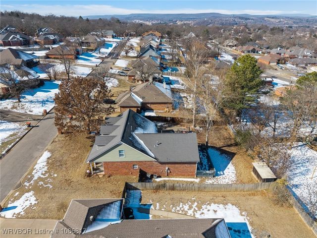 1704 Hidden Valley, Van Buren, AR 72956