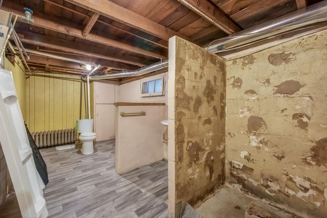 25 N Oceana Drive, Hart, MI 49455