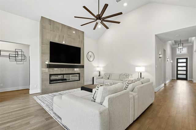 27720 Hazelbrook Lane, Spring, TX 77386