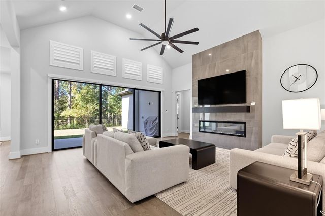 27720 Hazelbrook Lane, Spring, TX 77386