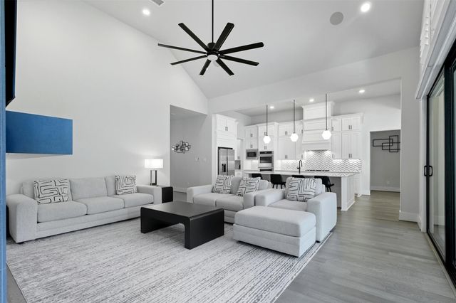 27720 Hazelbrook Lane, Spring, TX 77386