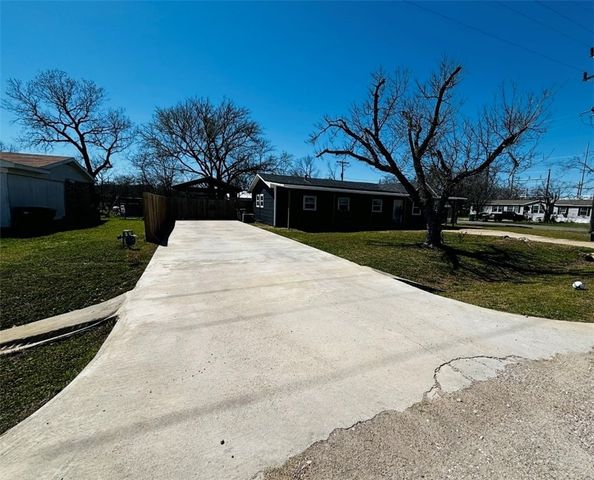 202 Coryell City Road, Gatesville, TX 76528