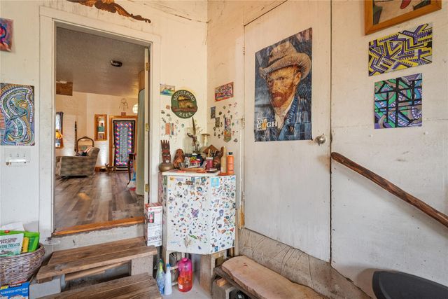 501 Limestone LN, Driftwood, TX 78619