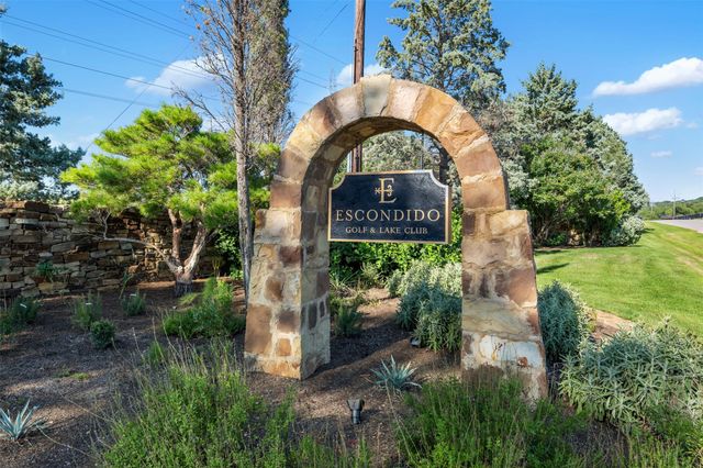 203 La Serena LOOP, Horseshoe Bay, TX 78657