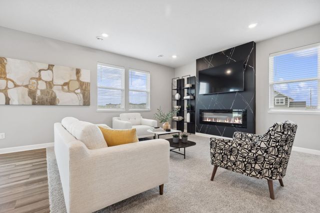 7376 183rd Street W, Lakeville, MN 55044