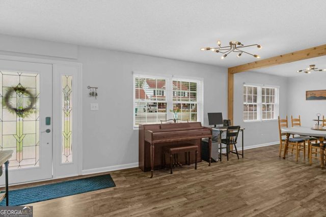 52 Romney Place, Savannah, GA 31406