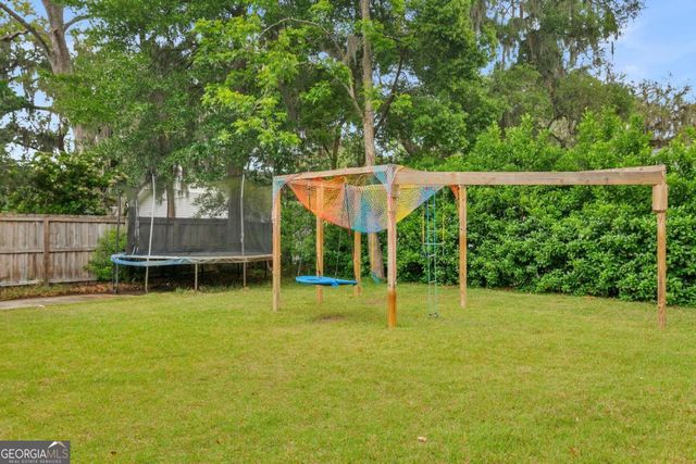 52 Romney Place, Savannah, GA 31406