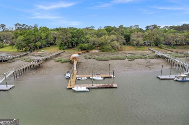 52 Romney Place, Savannah, GA 31406
