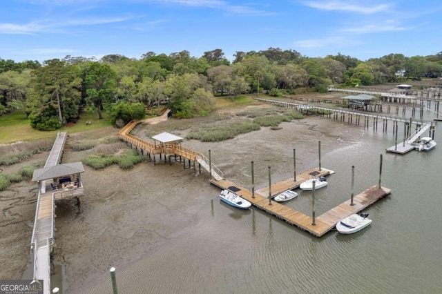 52 Romney Place, Savannah, GA 31406