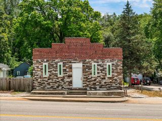 11303 E Truman Road, Independence, MO 64050