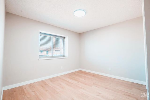 4617 Country Wood Lane, Bakersfield, CA 93313