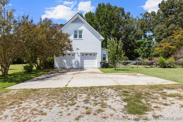 8215 Rivermist Lane, Linden, NC 28356