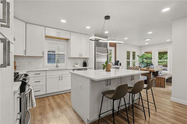 906 Heritage Place, Decatur, GA 30033