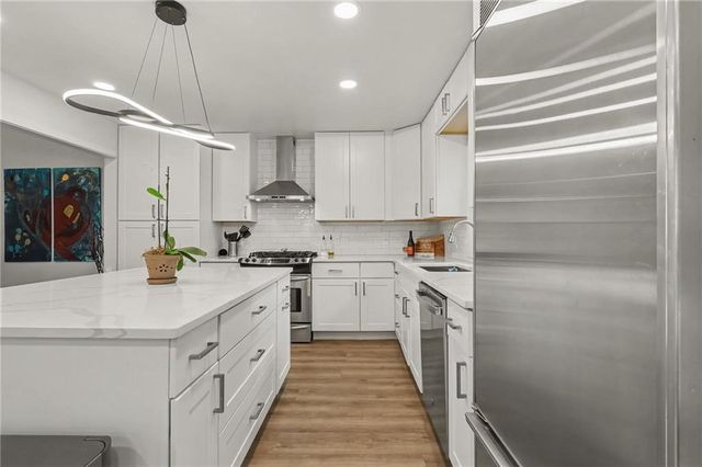 906 Heritage Place, Decatur, GA 30033