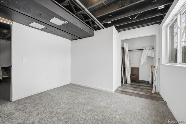 2420 Baltimore Court, Commerce Charter Township, MI 48382