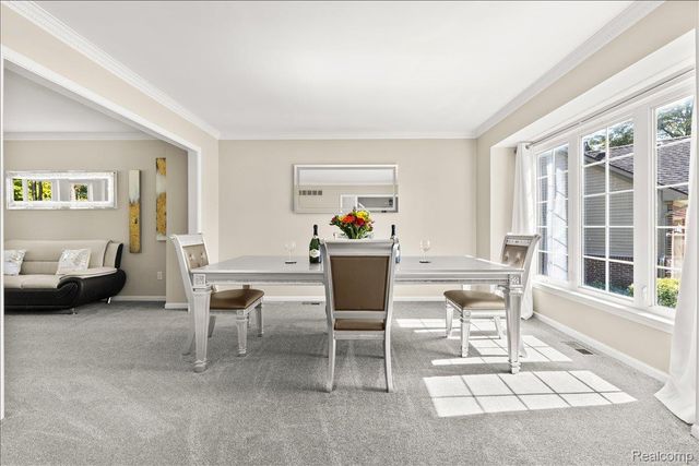 2420 Baltimore Court, Commerce Charter Township, MI 48382