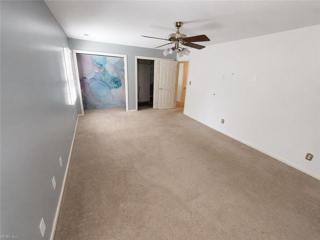 72 Apollo DR, Hampton, VA 23669