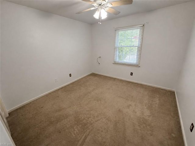 72 Apollo DR, Hampton, VA 23669
