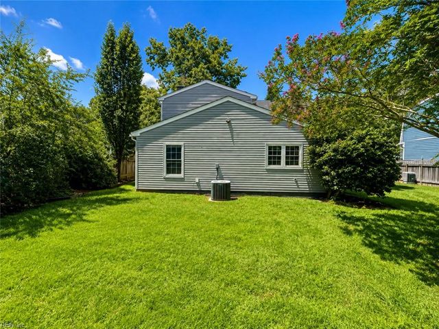 72 Apollo DR, Hampton, VA 23669