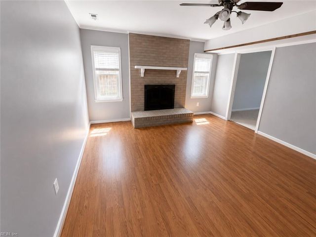 72 Apollo DR, Hampton, VA 23669