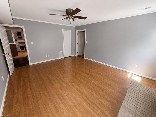 72 Apollo DR, Hampton, VA 23669