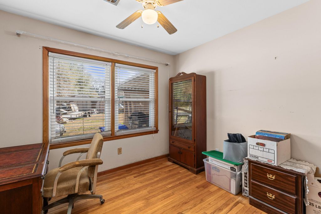 Image 20 of property listing at 4744 Holbird Street, North Charleston, SC 29405