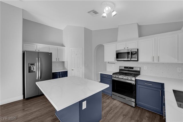 6491 Abbeville River Court, Las Vegas, NV 89122