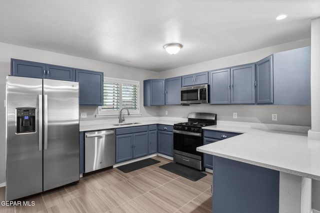 8409 W H Burges Drive, El Paso, TX 79925