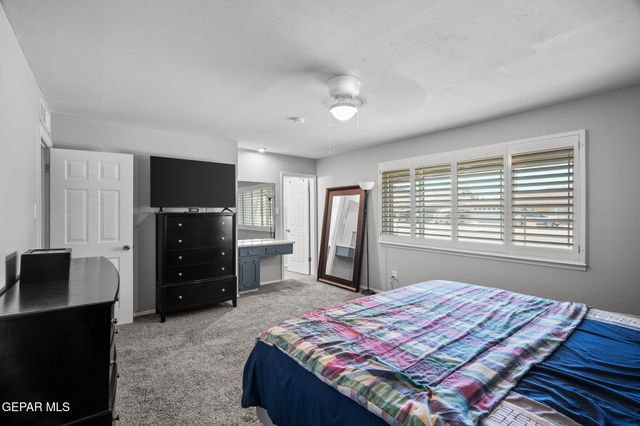 8409 W H Burges Drive, El Paso, TX 79925