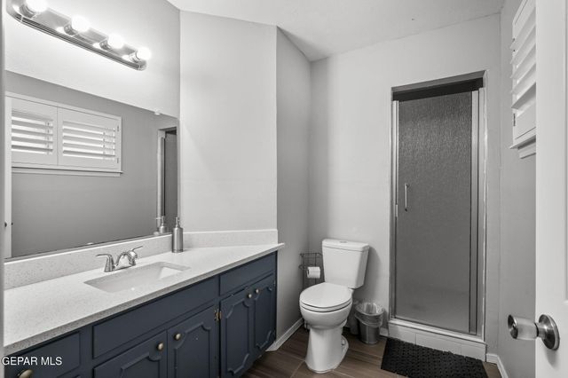 8409 W H Burges Drive, El Paso, TX 79925