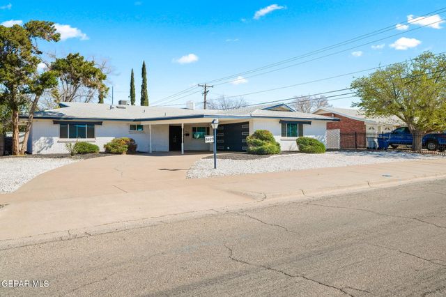 8409 W H Burges Drive, El Paso, TX 79925