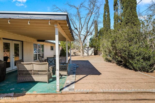 8409 W H Burges Drive, El Paso, TX 79925