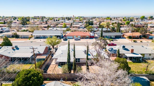 8409 W H Burges Drive, El Paso, TX 79925