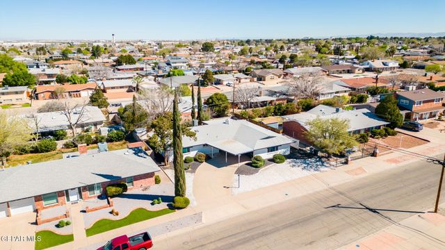 8409 W H Burges Drive, El Paso, TX 79925