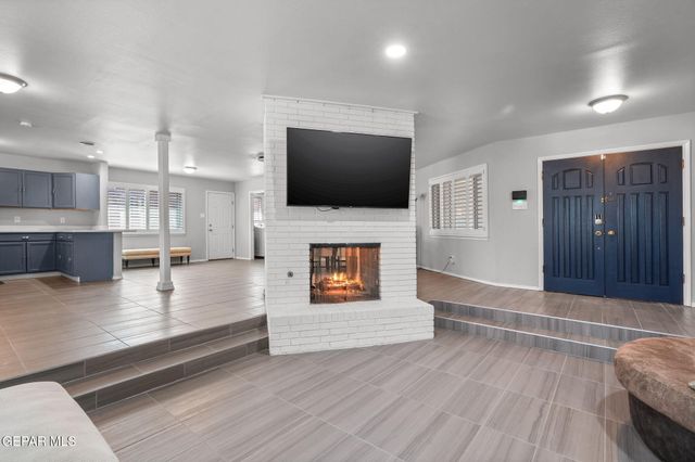 8409 W H Burges Drive, El Paso, TX 79925