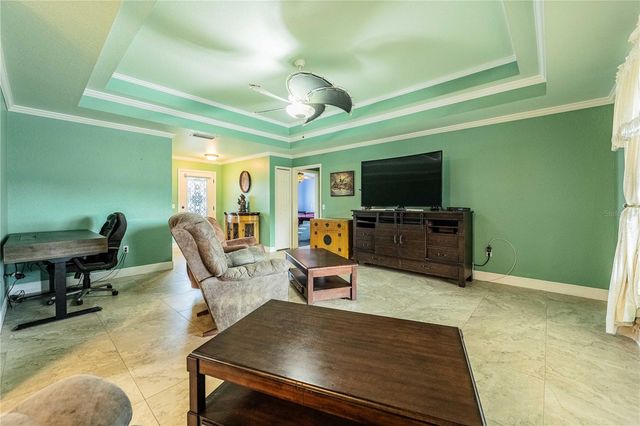 205 THOMAS COURT, Winter Haven, FL 33880