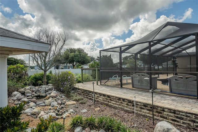 205 THOMAS COURT, Winter Haven, FL 33880