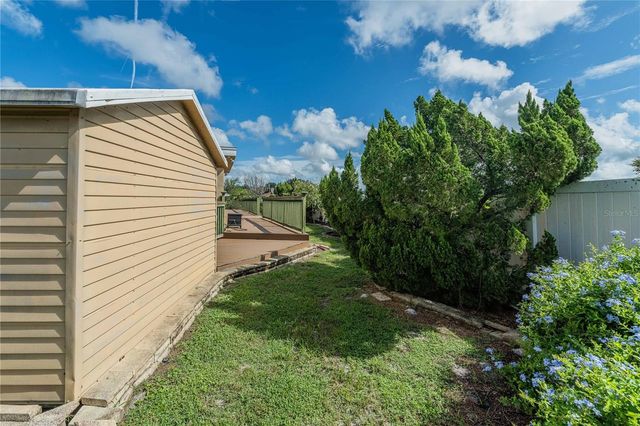 205 THOMAS COURT, Winter Haven, FL 33880
