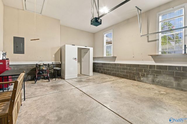 23917 May Lane, Athens, AL 35613