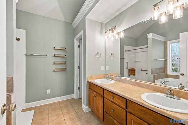 23917 May Lane, Athens, AL 35613