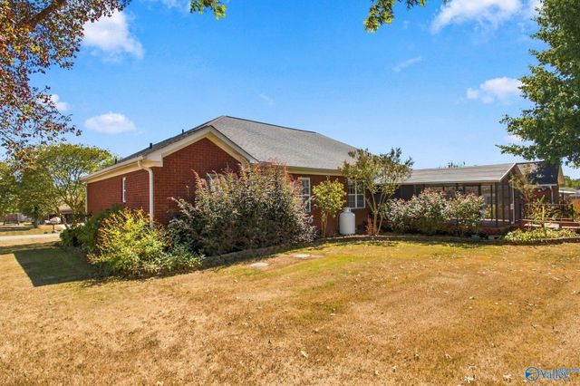 23917 May Lane, Athens, AL 35613