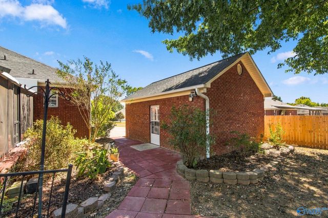 23917 May Lane, Athens, AL 35613