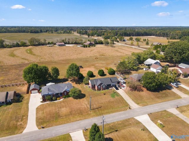 23917 May Lane, Athens, AL 35613