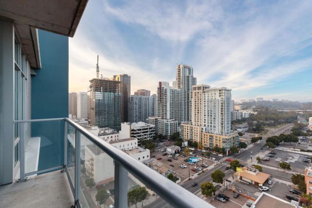 1080 Park Blvd 1702, San Diego, CA 92101