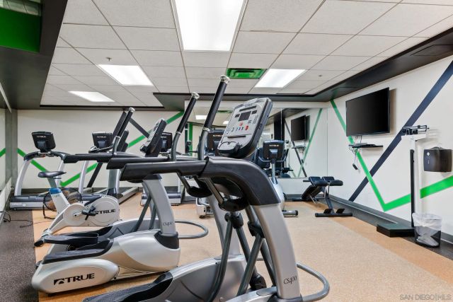 1080 Park Blvd 1702, San Diego, CA 92101