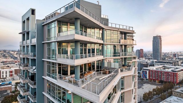 1080 Park Blvd 1702, San Diego, CA 92101