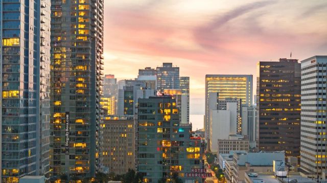 1080 Park Blvd 1702, San Diego, CA 92101